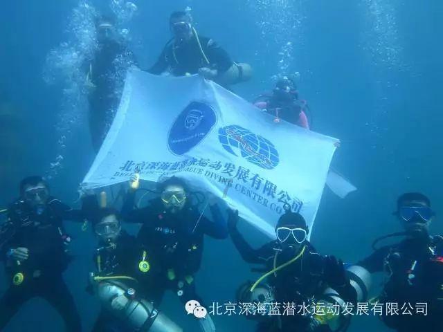 圣诞老人搭末班车4