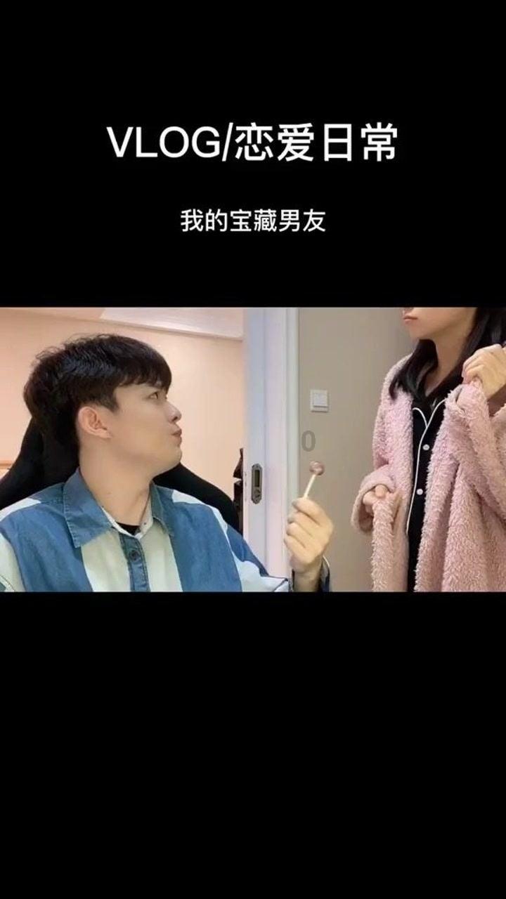 救援秀气的男孩