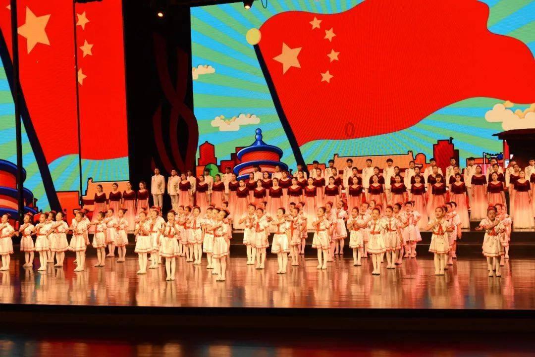 《铁拳8》发售画面惊艳 风间仁三岛一八对战场景亮眼