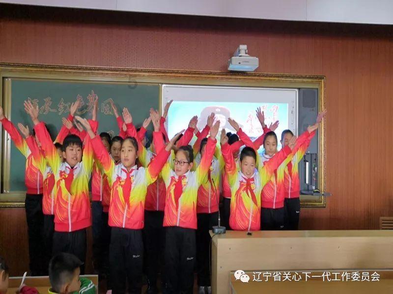 你好,请问打开地暖开关就听到电表后面墙体内有煮沸水的开锅声音,还有翁翁声,还有烧电线味道怎么回事?-专业问答网站,帮你解决疑惑