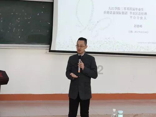公路坦克战