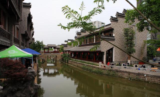 逃出美丽度假胜地
